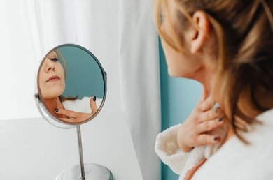 pintas vermelhas na pele