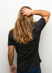 cabelo comprido homem