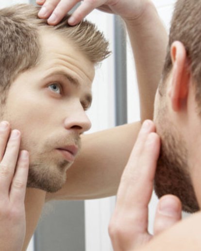queda-de-cabelo-nos-homens-5-dicas-com-penteados-que-ajudam-a-conseguir-um-aspeto-incrivel