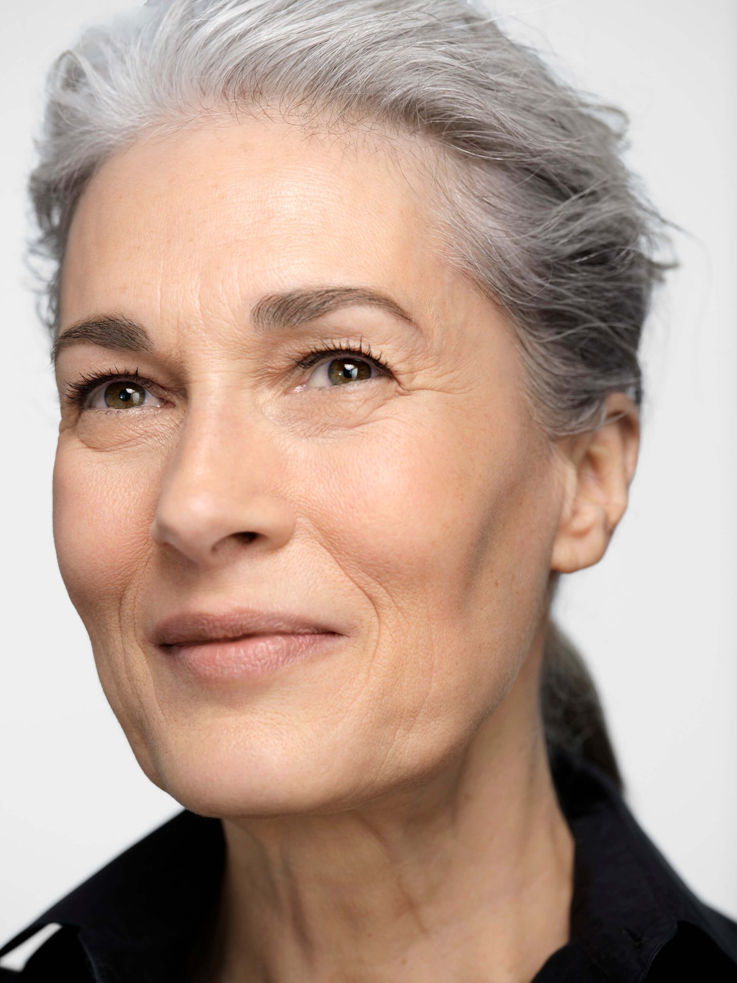 menopausa-porque-sinto-a-pele-mais-seca-aos-50-do-que-aos-30