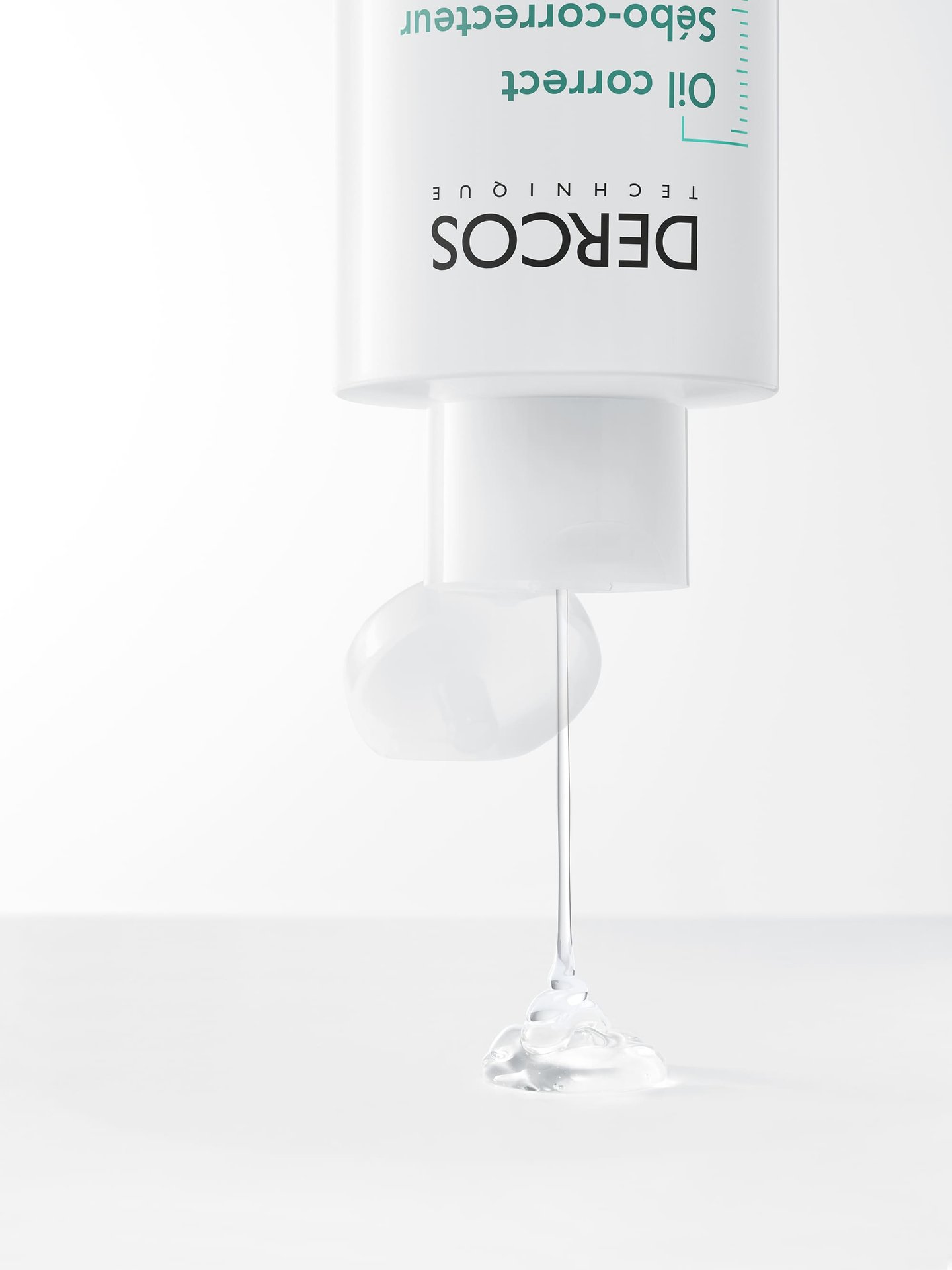 DERCOS OIL CORRECT DERMATOLIGICAL SHAMPOO